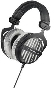 Beyerdynamic DT 990 PRO